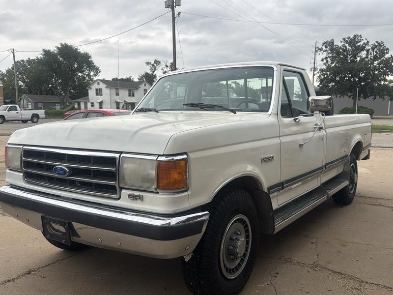 Ford F-250 Reg. Cab 2WD 1991