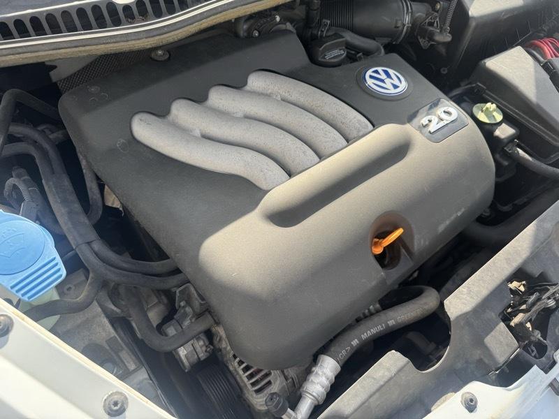 Volkswagen New Beetle GLS 2.0 2000