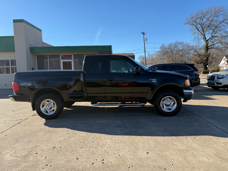 Ford F-150 4WD Supercab Flareside 145" XLT 2000