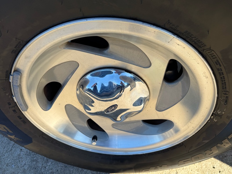 Ford F-150 4WD Supercab Flareside 145" XLT 2000