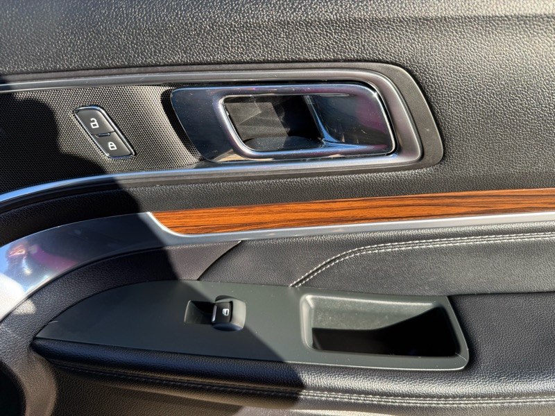 Ford Explorer Limited FWD 2019