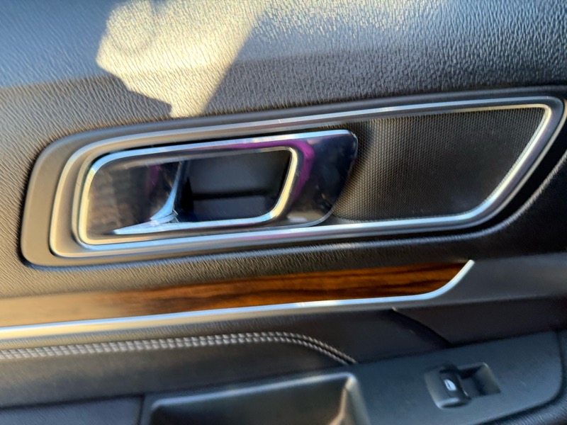 Ford Explorer Limited FWD 2019