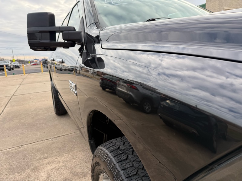 RAM 1500 Big Horn Crew Cab 4WD 2018