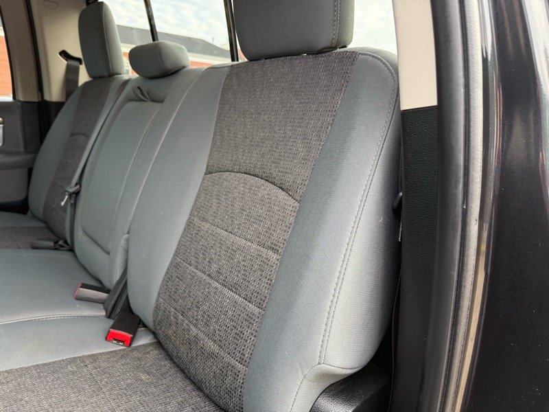 RAM 1500 Big Horn Crew Cab 4WD 2018