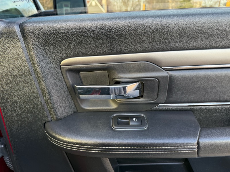 RAM 1500 Sport Crew Cab 2WD 2015