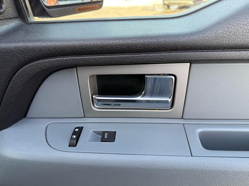 Ford F-150 XLT SuperCrew 5.5-ft. Bed 4WD 2011