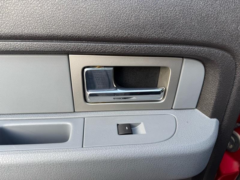 Ford F-150 XLT SuperCrew 5.5-ft. Bed 4WD 2011