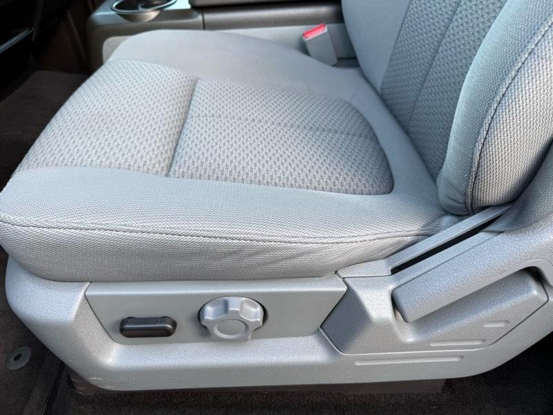 Ford F-150 XLT SuperCrew 5.5-ft. Bed 4WD 2011