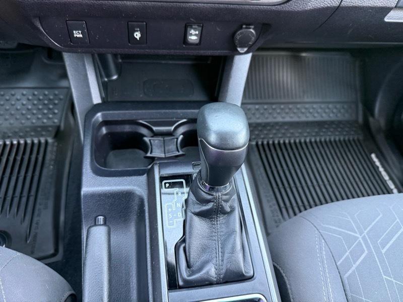 Toyota Tacoma  2017