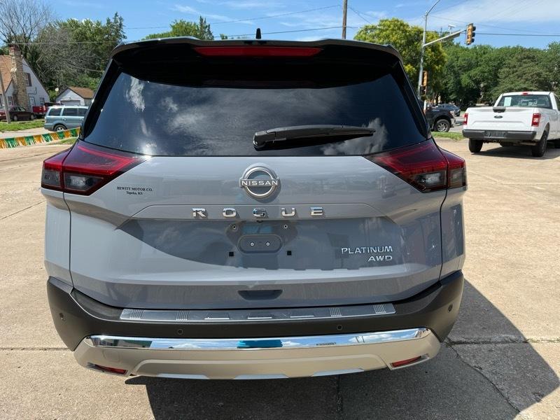 Nissan Rogue Platinum AWD 2022