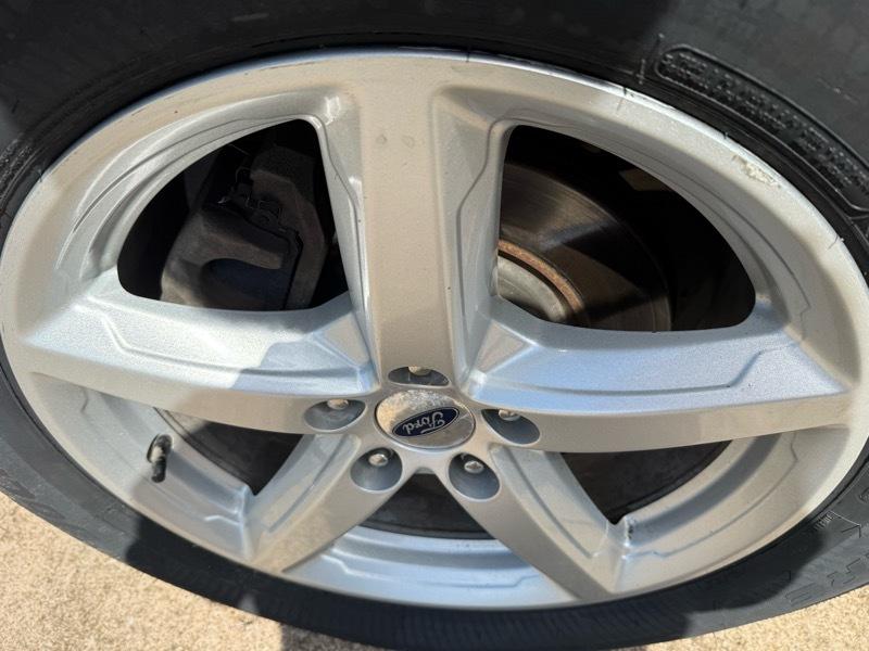 Ford Explorer Base 4WD 2018