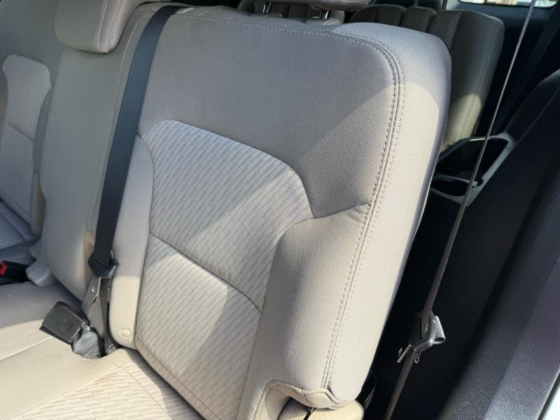 Subaru Outback 2.5i Limited 2011