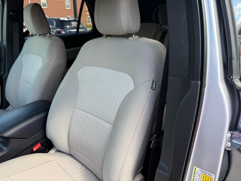 Subaru Outback 2.5i Limited 2011