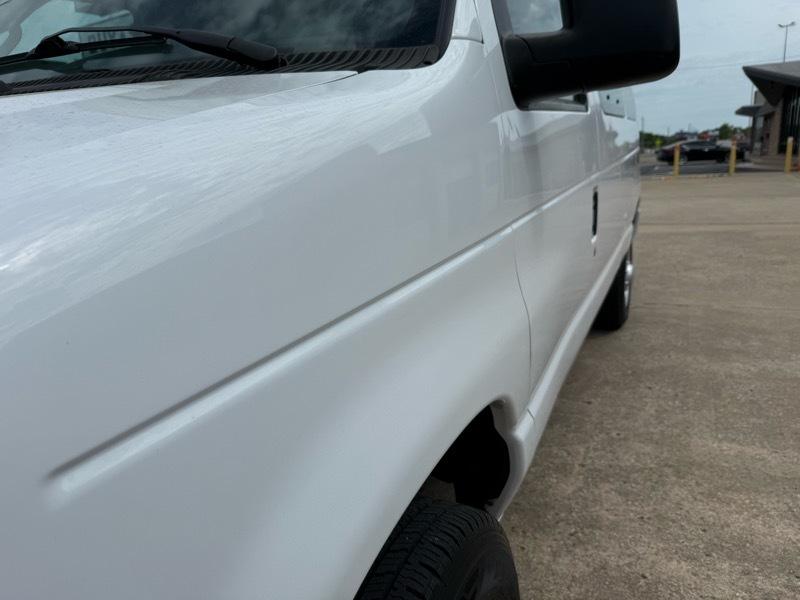 Ford Econoline E-150 XLT 2009