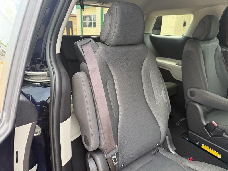 Kia Carnival LX Seat Package 2022