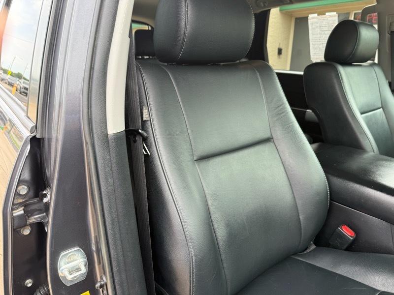 Toyota Sequoia TRD Sport 4WD 2018