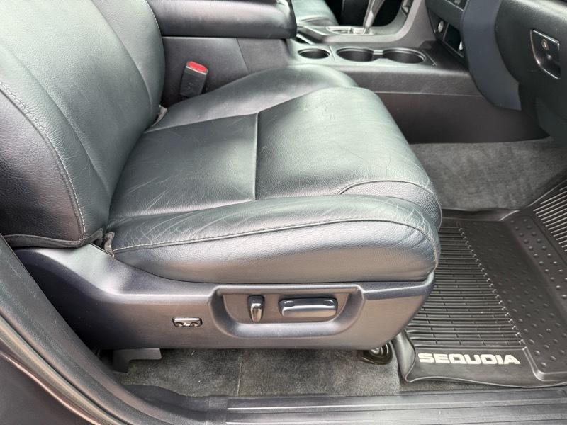 Toyota Sequoia TRD Sport 4WD 2018
