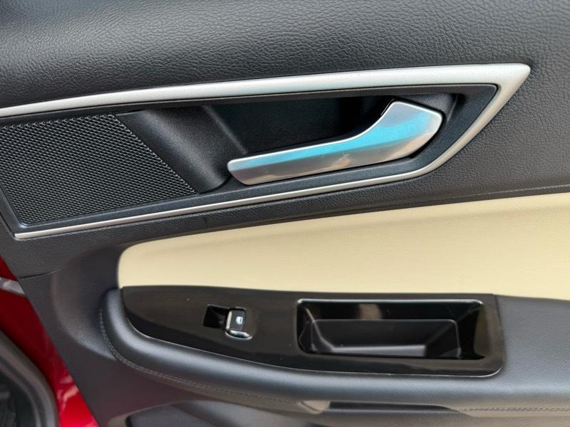 Ford Edge SEL FWD 2019