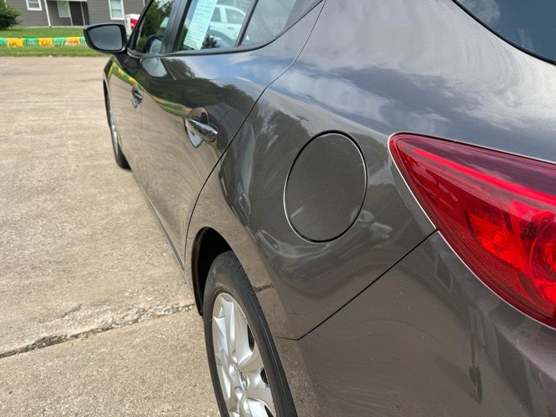 Mazda MAZDA3 i Sport AT 5-Door 2017