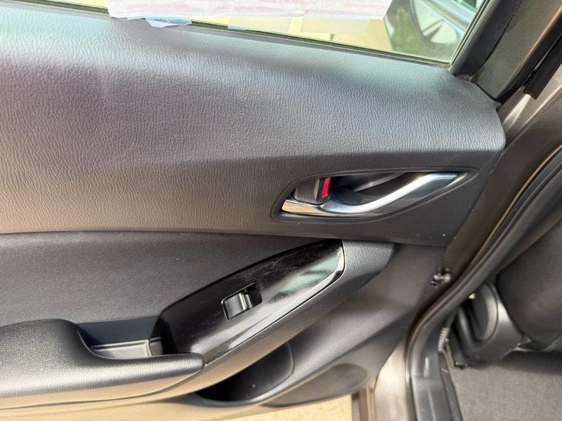Mazda MAZDA3 i Sport AT 5-Door 2017