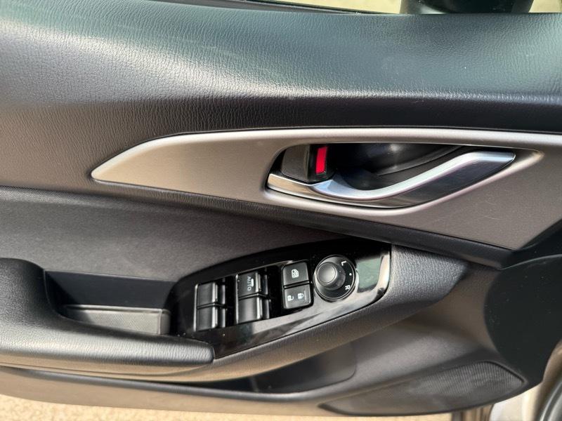 Mazda MAZDA3 i Sport AT 5-Door 2017