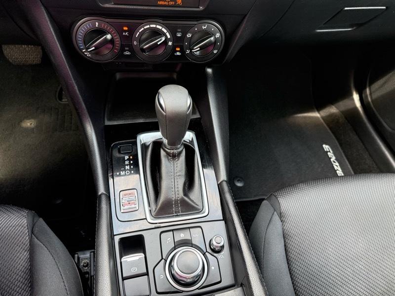 Mazda MAZDA3 i Sport AT 5-Door 2017