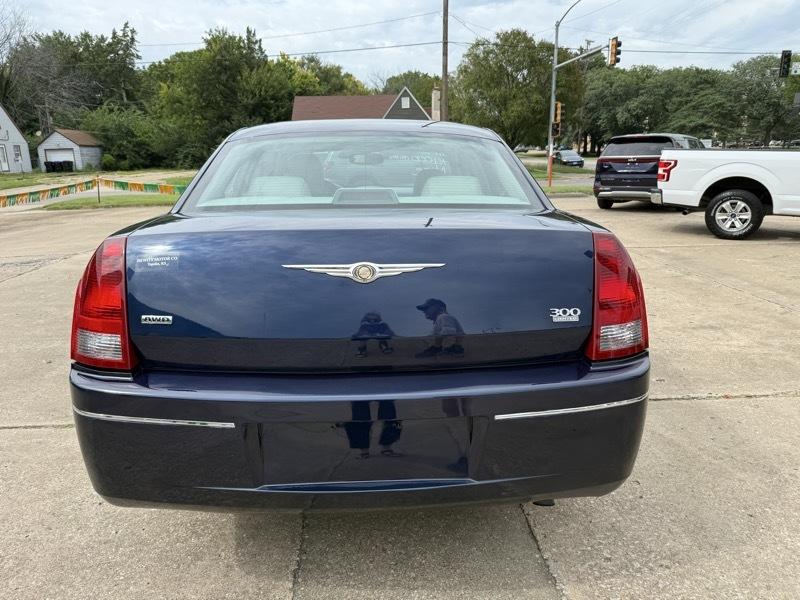 Chrysler 300 Touring AWD 2005