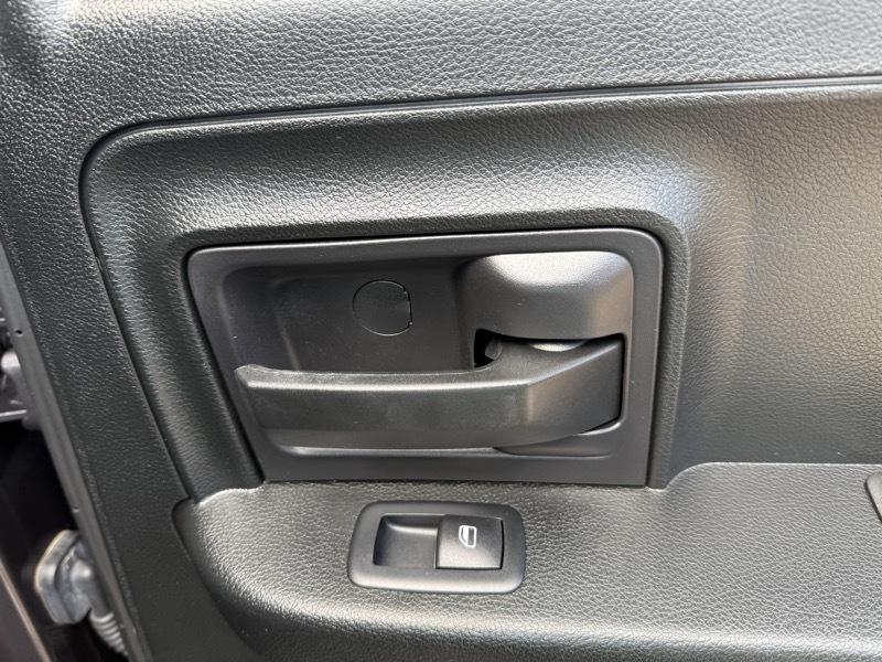RAM 1500 Tradesman Quad Cab 2WD 2018