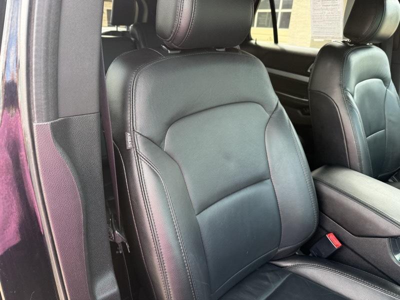 Ford Explorer 4dr XLT 4WD 2017