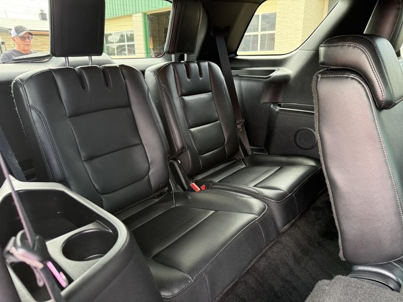 Ford Explorer 4dr XLT 4WD 2017