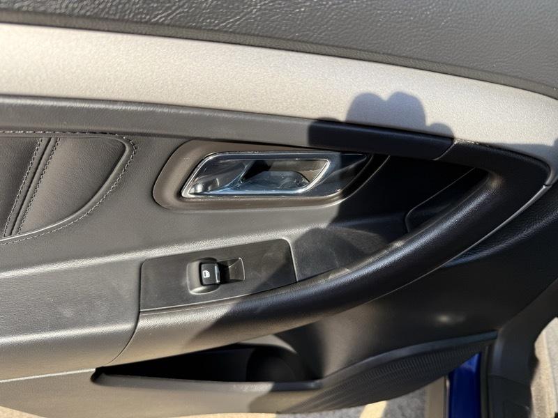 Ford Taurus SEL AWD 2015
