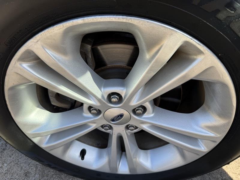 Ford Taurus SEL AWD 2015