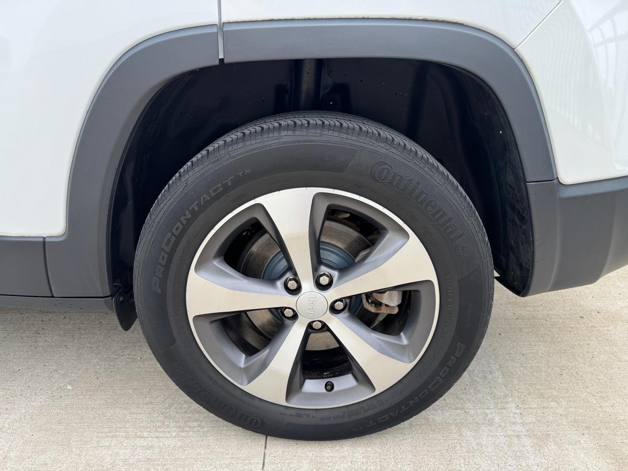 Jeep Cherokee Limited 4WD 2021