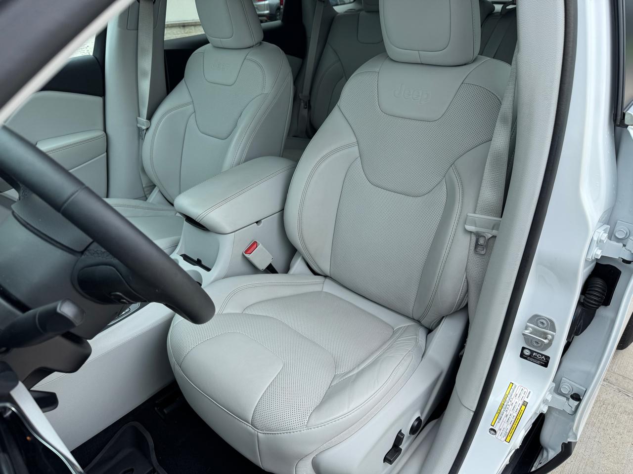 Jeep Cherokee Limited 4WD 2021