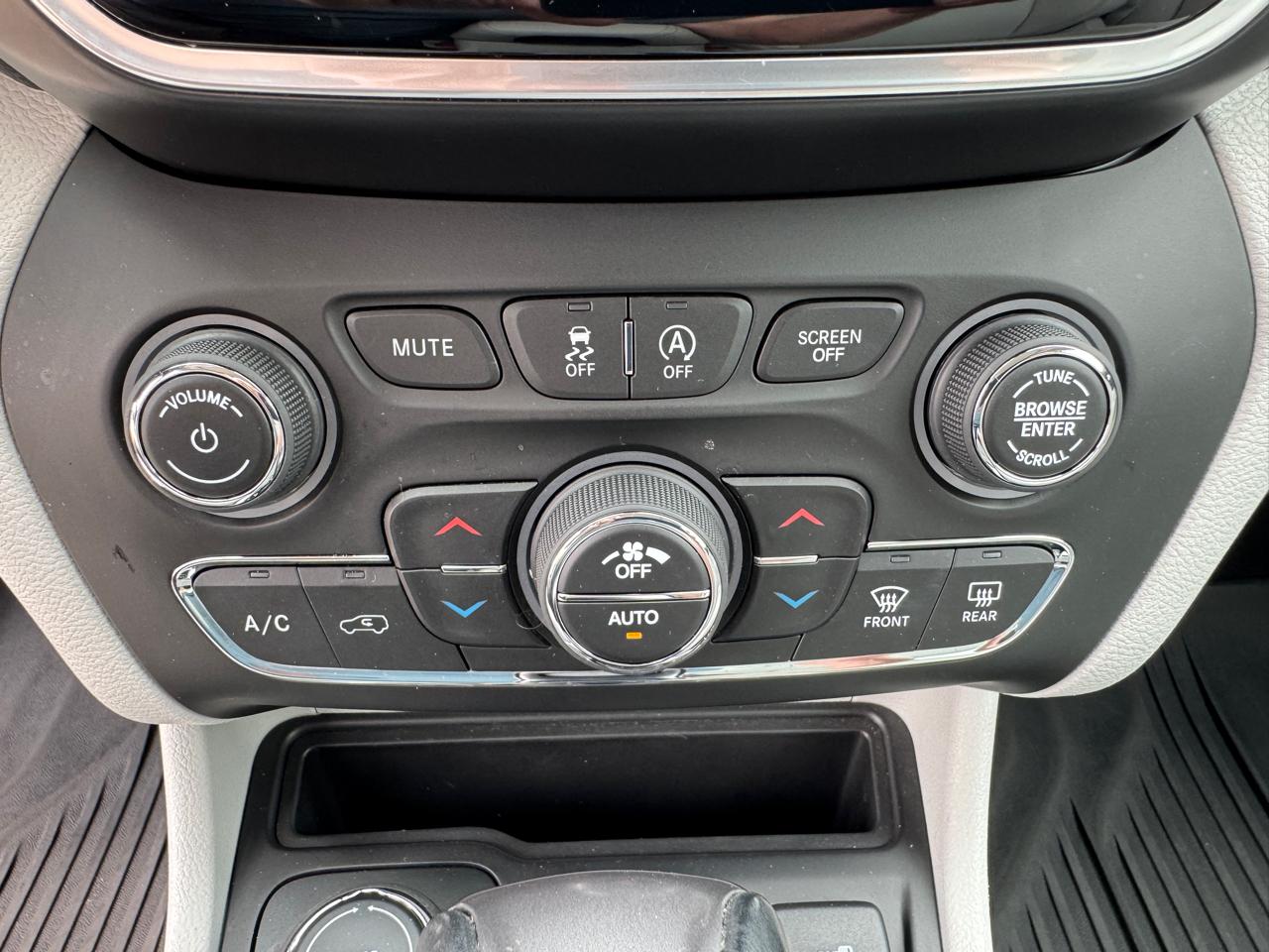 Jeep Cherokee Limited 4WD 2021