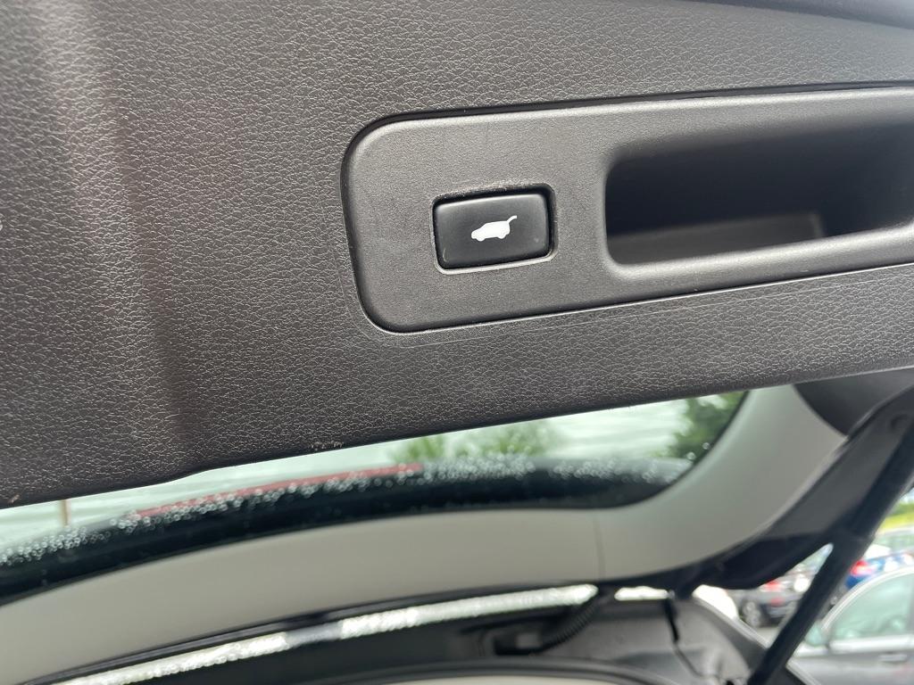 Acura MDX SH-AWD 4dr Tech Pkg 2015