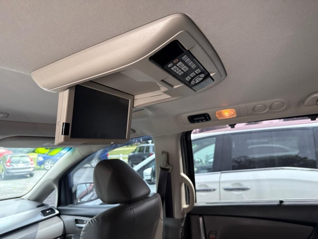 Honda Odyssey Touring 2013