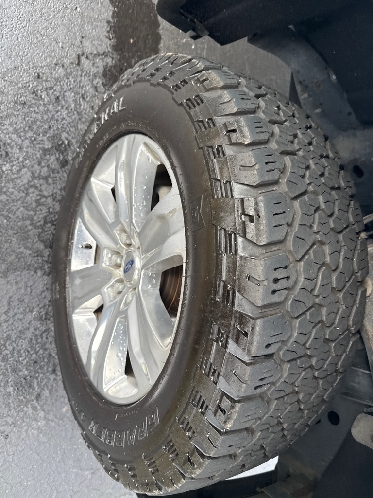2016 Ford F-150 XL photo 4