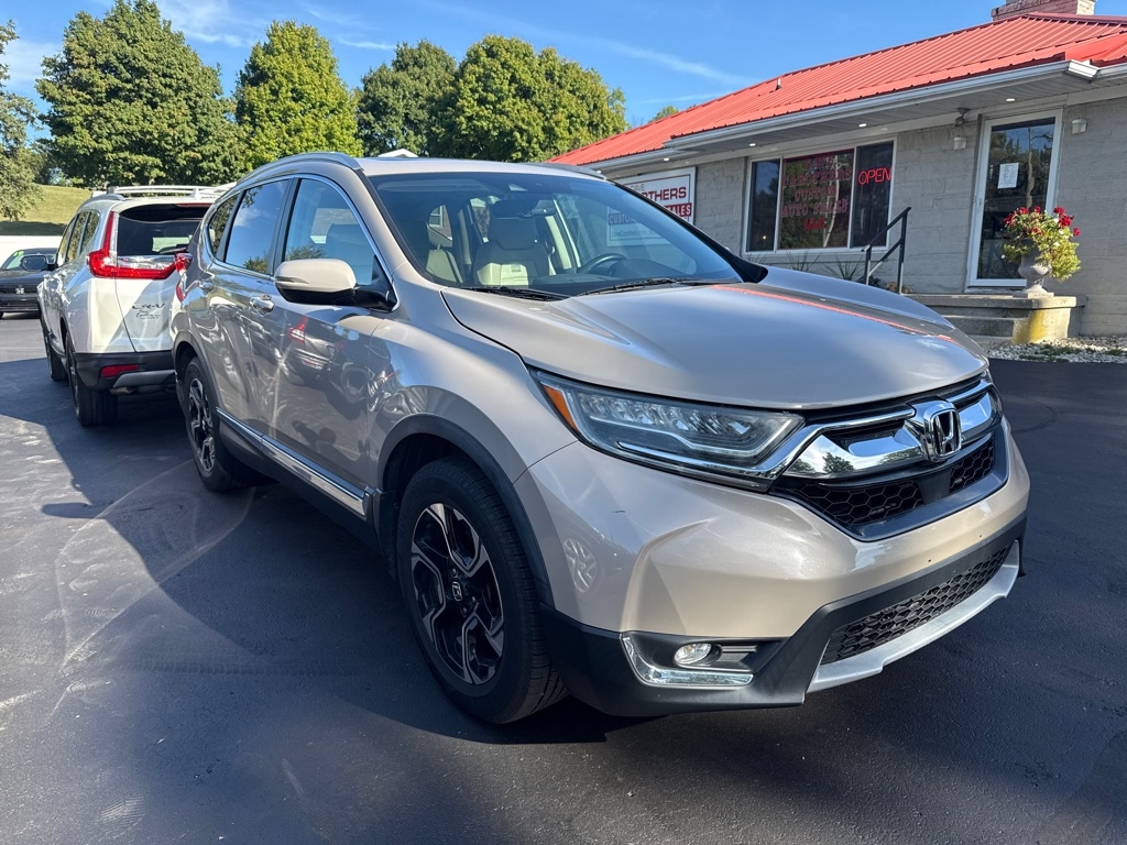2017 Honda CR-V Touring photo 3