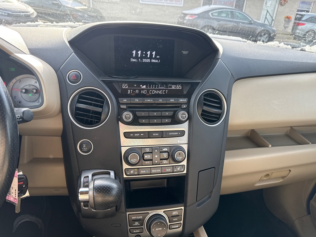 Honda Pilot EX-L 4WD 5-Spd AT with Navigation 2012