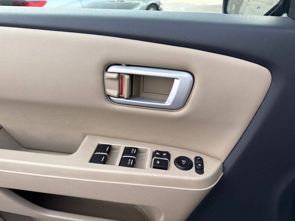 Honda Pilot EX-L 4WD 5-Spd AT with Navigation 2012