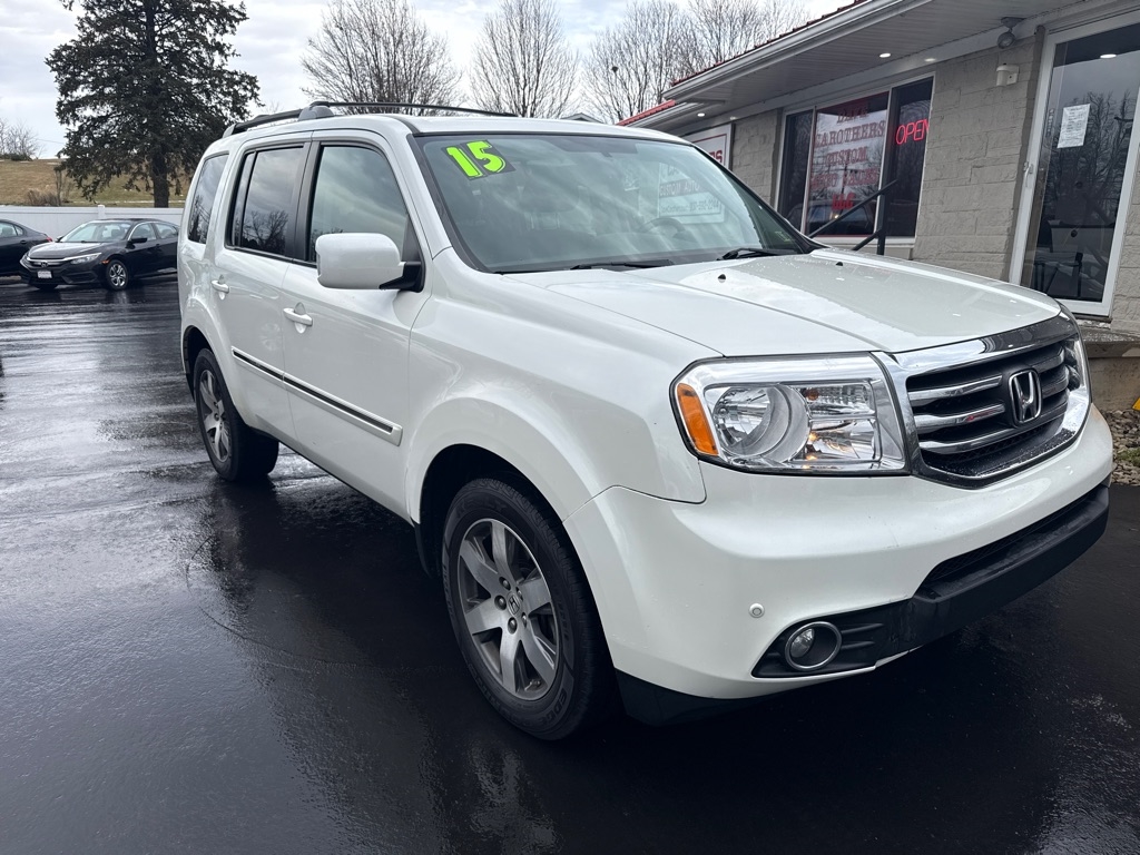 Honda Pilot Touring 4WD 5-Spd AT with DVD 2015