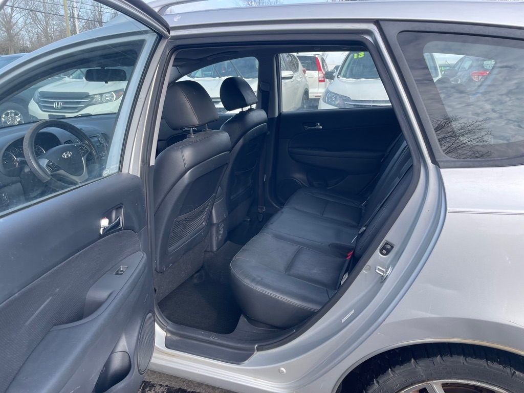 Hyundai Elantra Touring GLS Manual 2012