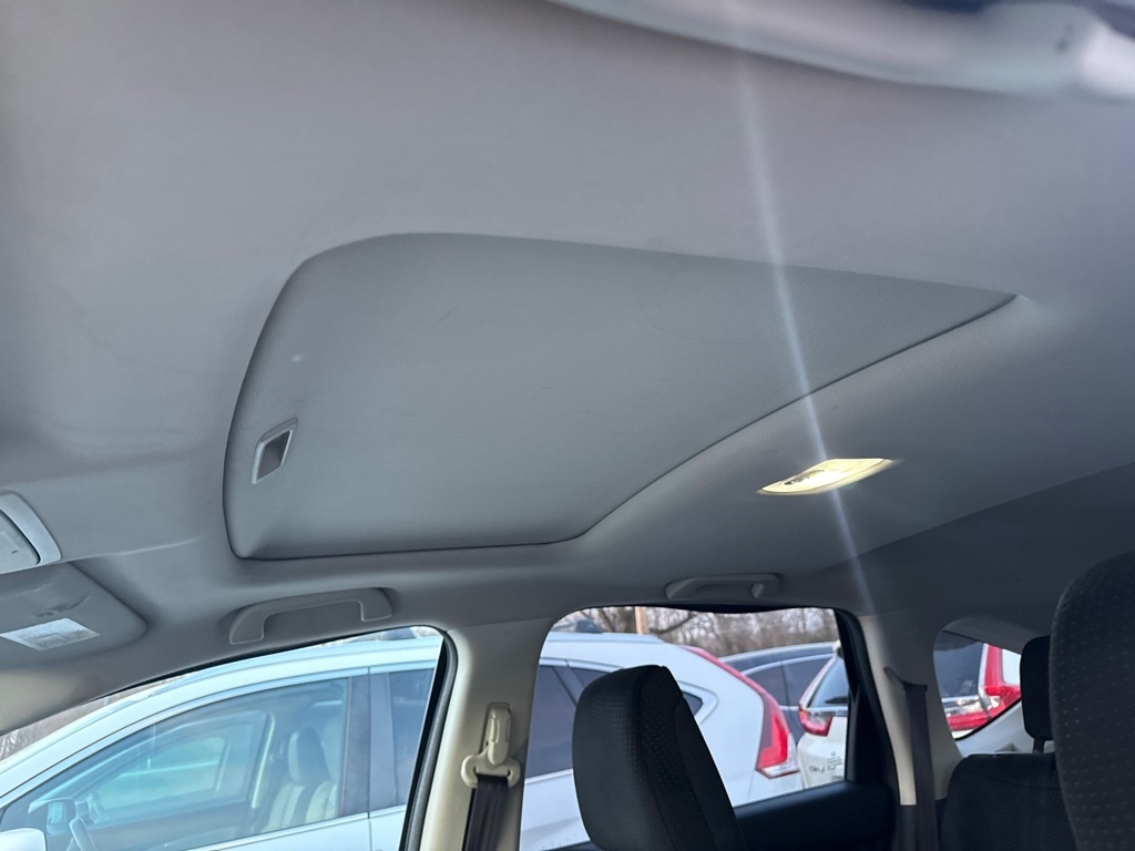 Honda CR-V EX 4WD 5-Speed AT 2012