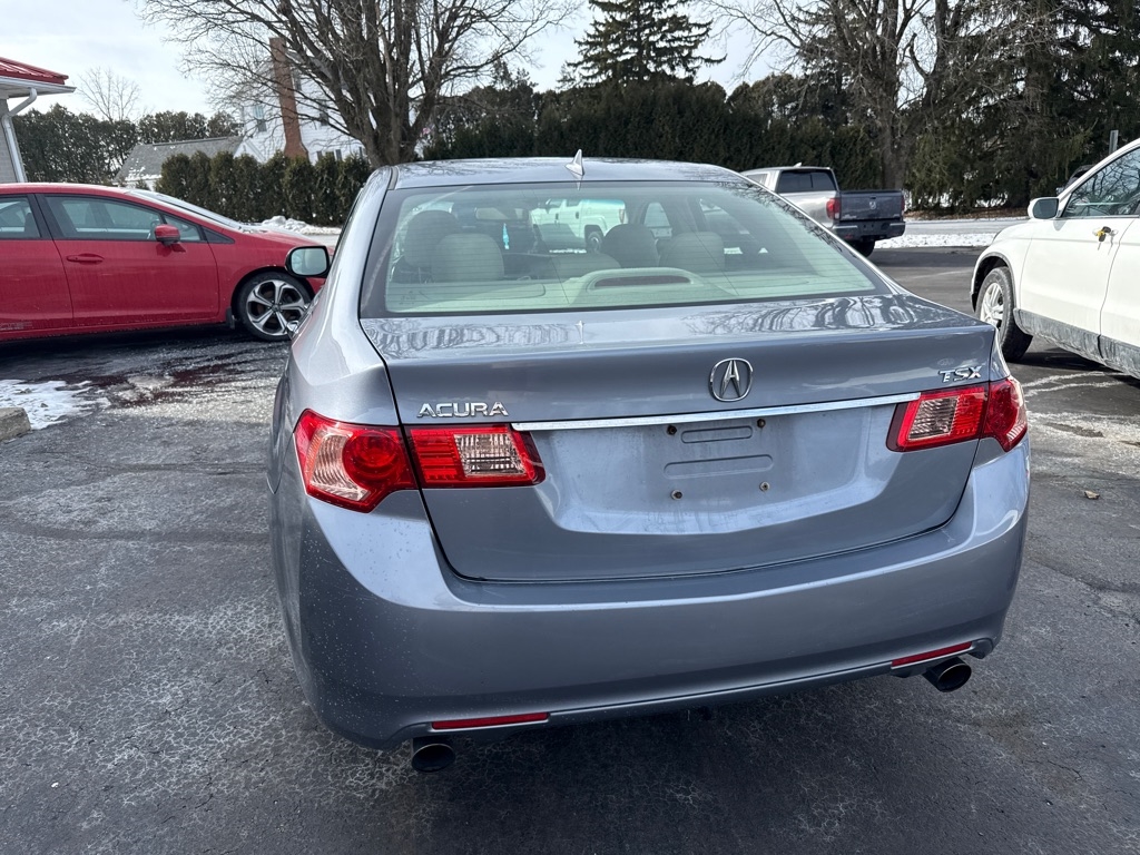 Acura TSX 5-Speed AT with Tech Package 2011