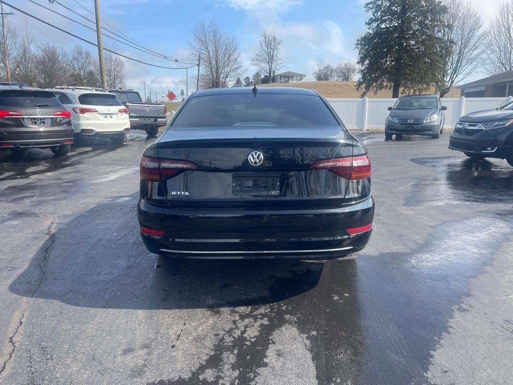 Volkswagen Jetta 1.4T S 8A 2019