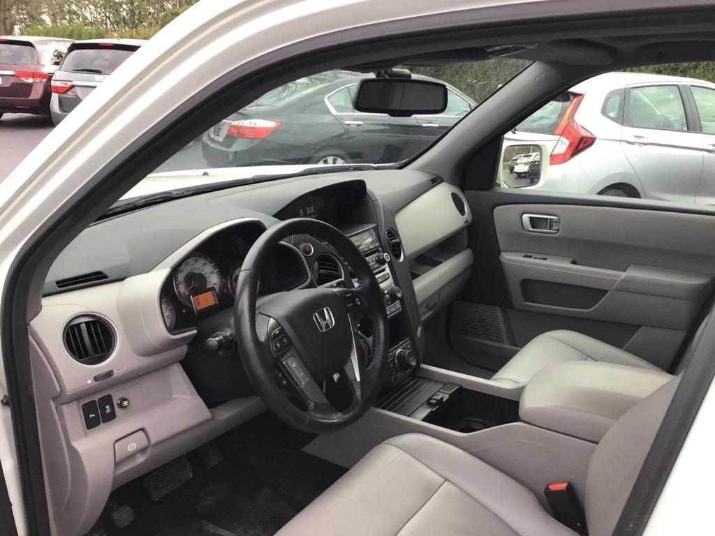 Honda Accord EX-L V6 Sedan AT 2013