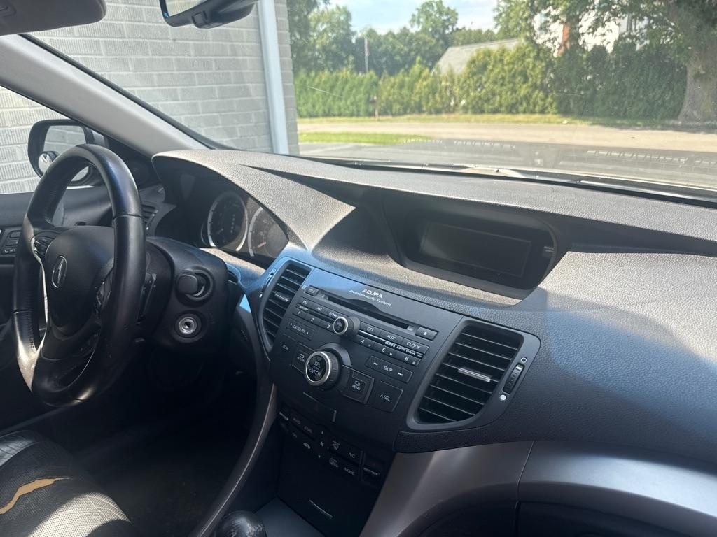 Acura TSX 5-speed AT 2010