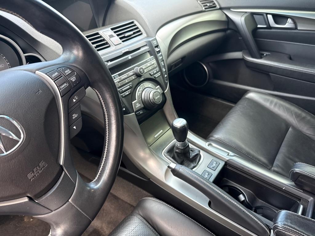 Acura TL 6-Speed MT SH-AWD with Tech Package 2011