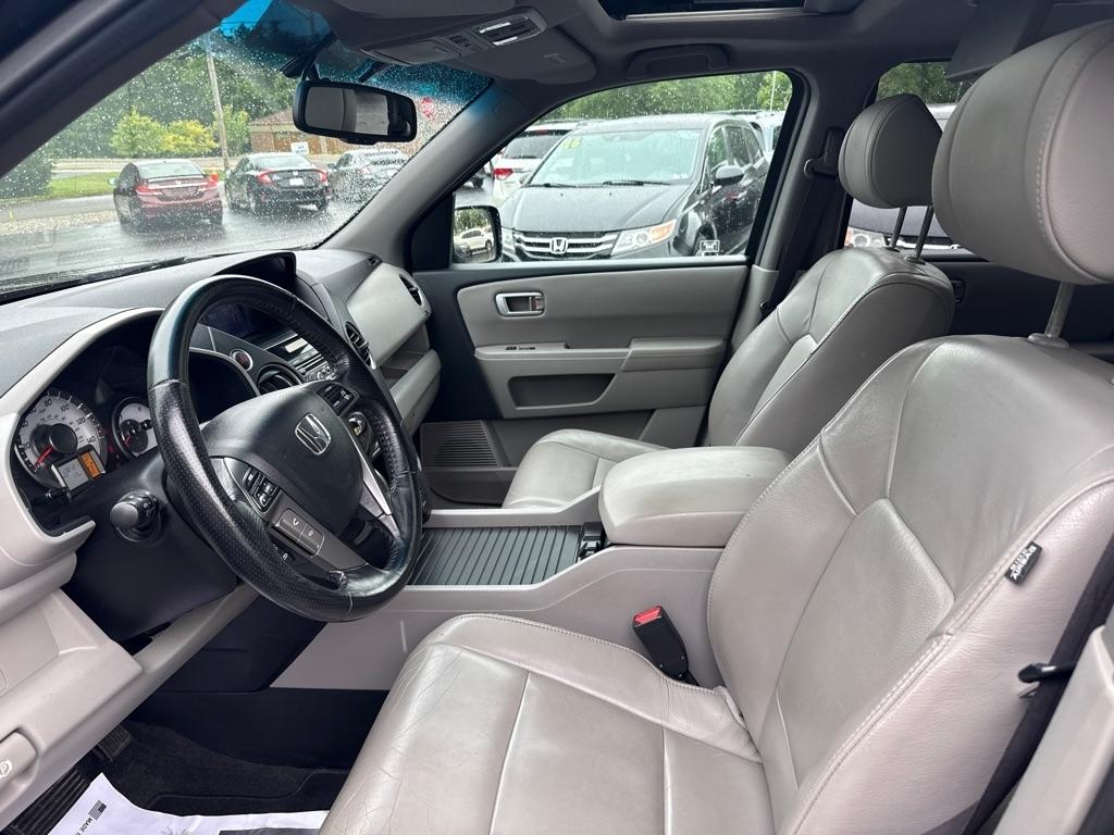 Honda Pilot EX-L 4WD 5-Spd AT with DVD 2012